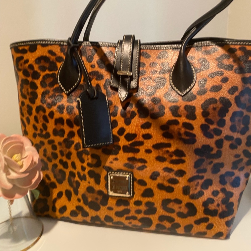 Dooney & Bourke cheetah print bag